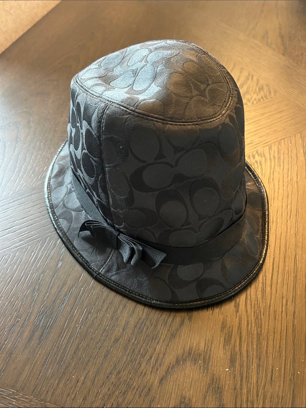 Coach Signature Jacquard Monogram Fedora/Chloche Bucket Hat size small 
LIKE NEW